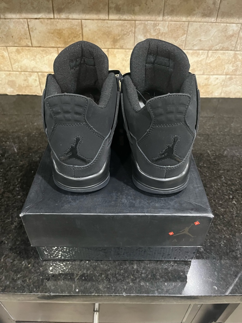 Air Jordan 4 Black Cats 2020 - Picture 4 of 6